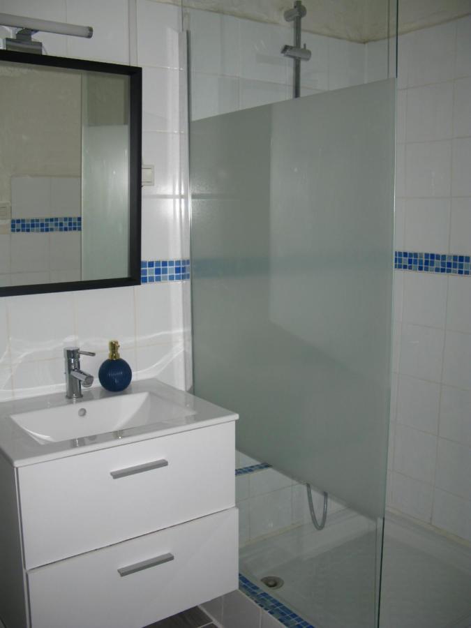 Location& Gites Sarrians Dış mekan fotoğraf
